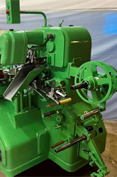 GD 2400 Single Twist Candy Wrapper