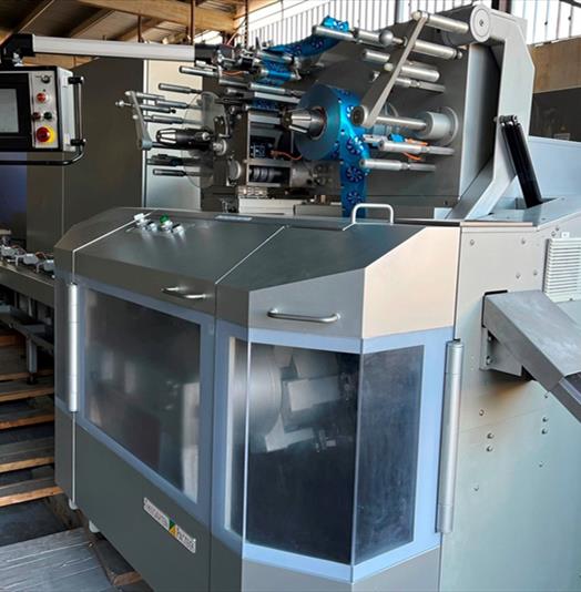 Theegarten-Pactec Model EMC-1 Foil Bunch Wrapping Machine