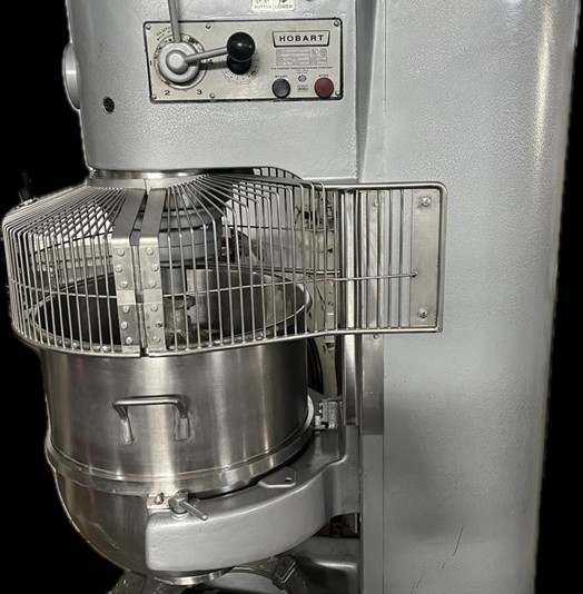 Hobart 140 Quart Mixer with Bowl Guard