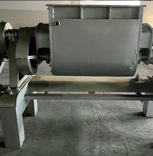 Mazzoni Twin Z Blade Gum Mixer